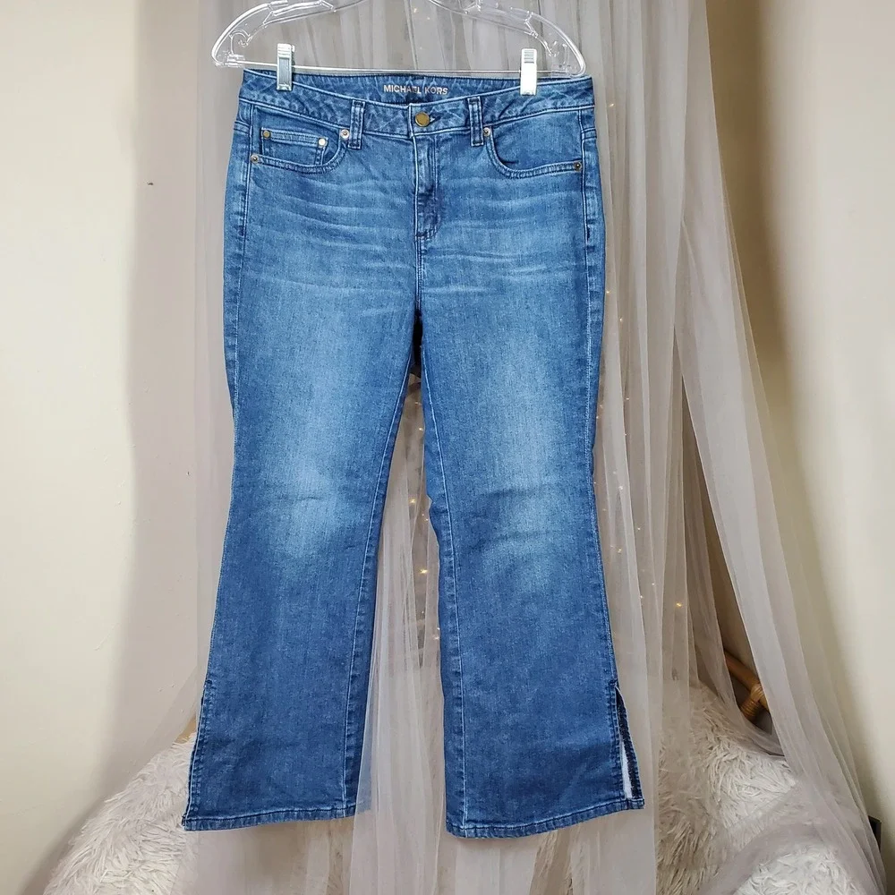 Michael Kors Elevated Basics Size 8 Kick Flare Jeans Casual Chic Ankle Capsule